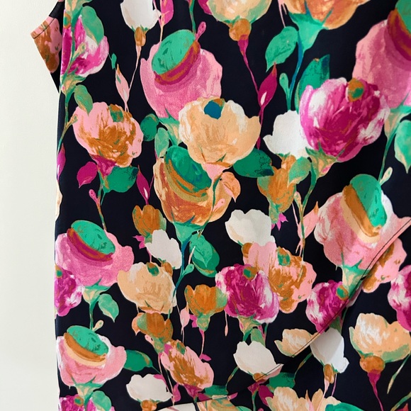 Flowy floral tank - Picture 2 of 3